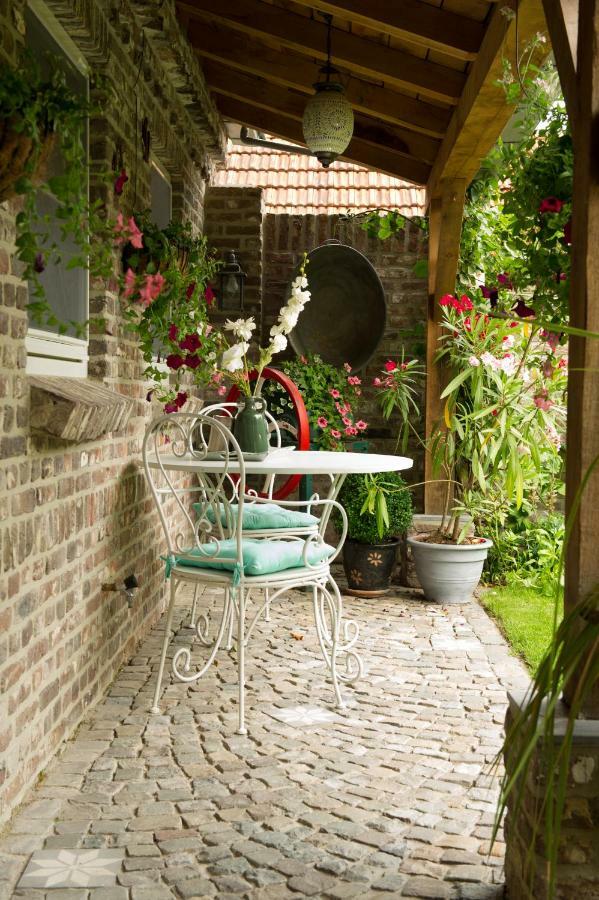 Bed And Breakfast Piekoo Belloo Weert Exterior photo