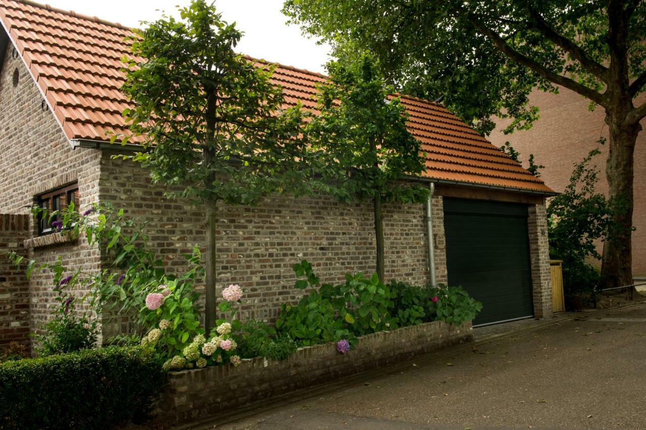 Bed And Breakfast Piekoo Belloo Weert Exterior photo